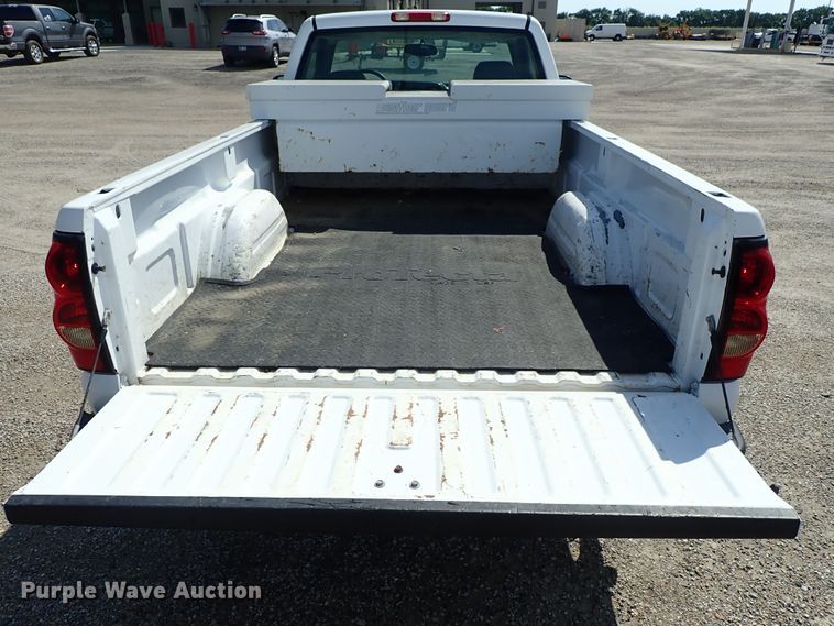 image for item DE0920 2006 Chevrolet Silverado 1500 pickup truck