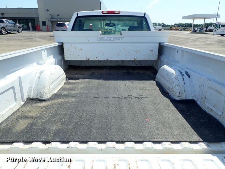 image for item DE0920 2006 Chevrolet Silverado 1500 pickup truck