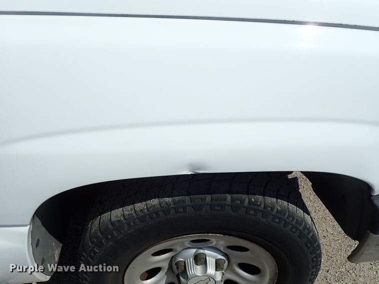 image for item DE0920 2006 Chevrolet Silverado 1500 pickup truck