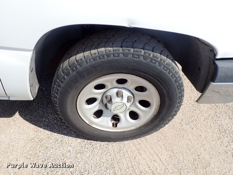 image for item DE0920 2006 Chevrolet Silverado 1500 pickup truck