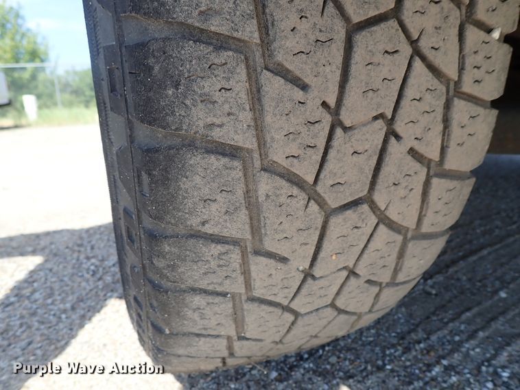 image for item DE0920 2006 Chevrolet Silverado 1500 pickup truck