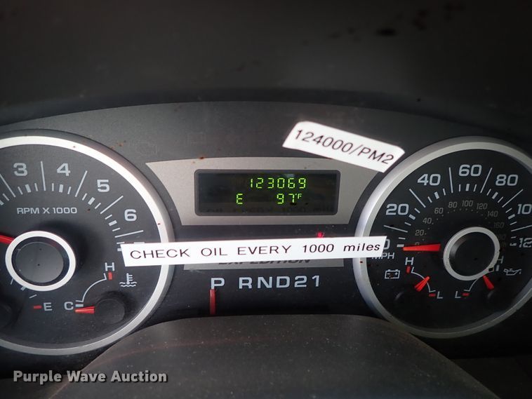 image for item DE0923 2005 Ford Expedition SUV