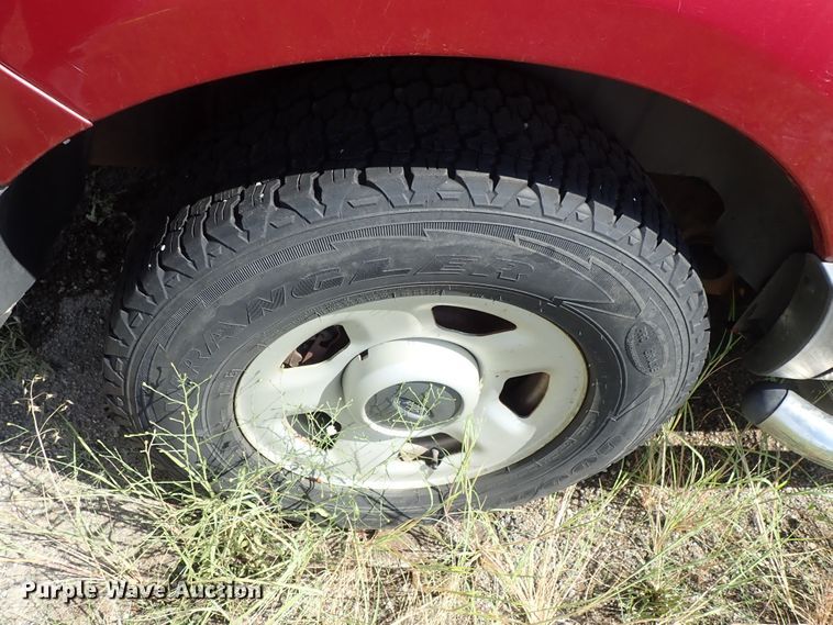 image for item DE0923 2005 Ford Expedition SUV