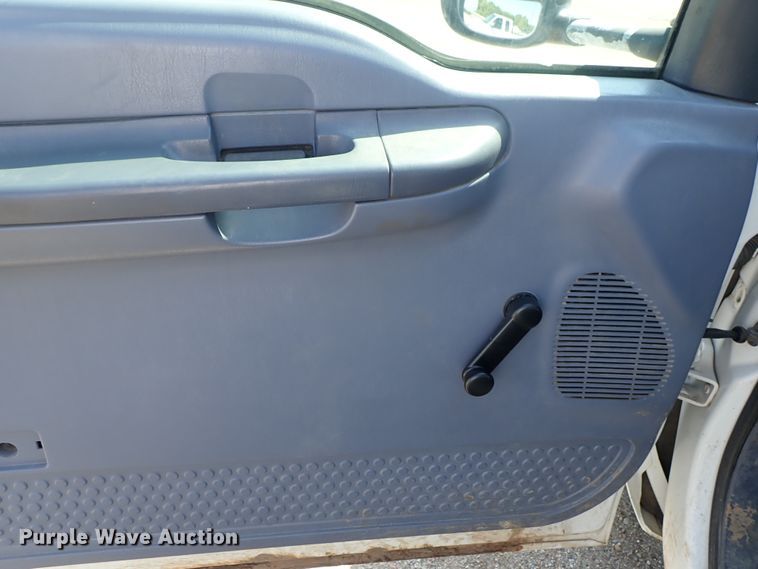 image for item DE0924 1999 Ford F250 Super Duty XL pickup truck