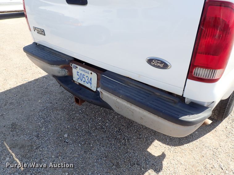 image for item DE0924 1999 Ford F250 Super Duty XL pickup truck