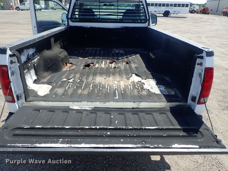 image for item DE0924 1999 Ford F250 Super Duty XL pickup truck