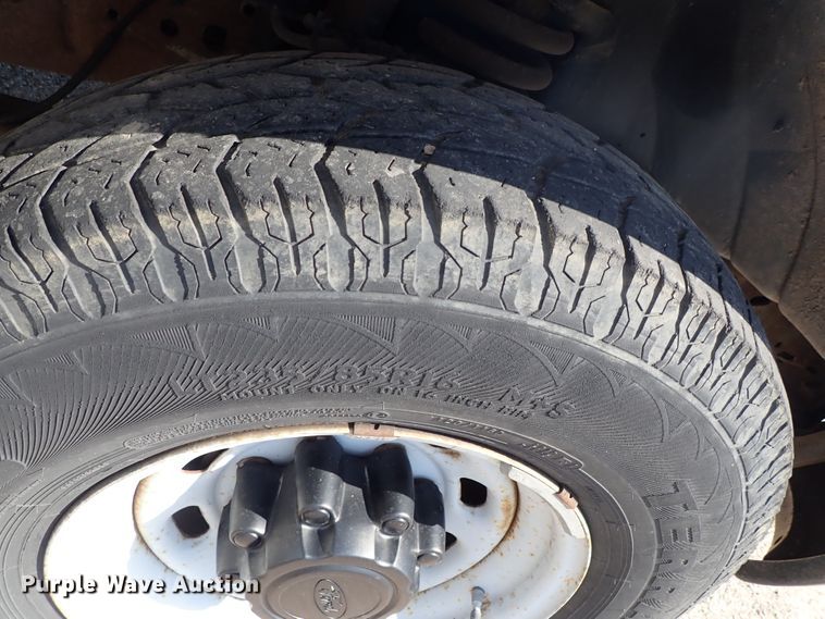 image for item DE0924 1999 Ford F250 Super Duty XL pickup truck