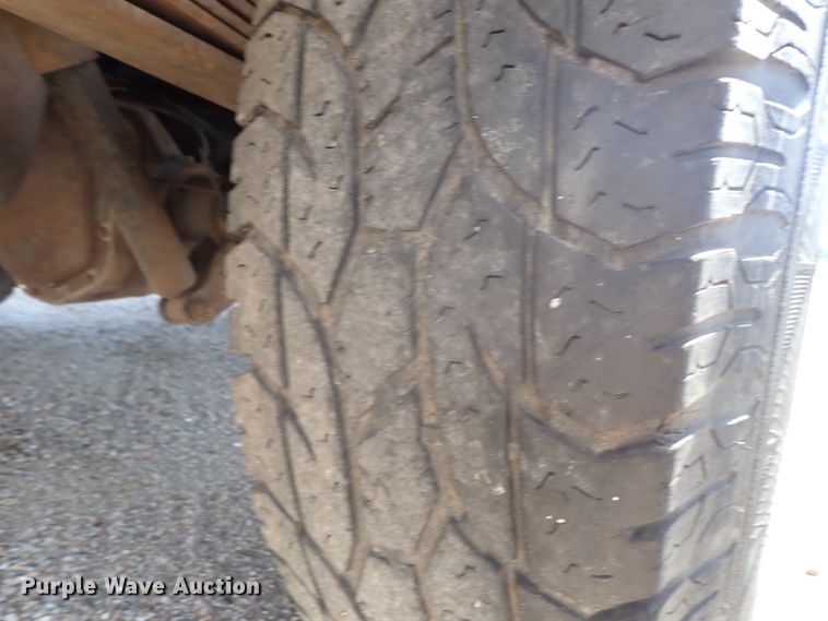 image for item DE0924 1999 Ford F250 Super Duty XL pickup truck