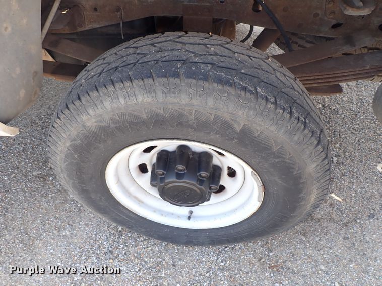 image for item DE0924 1999 Ford F250 Super Duty XL pickup truck