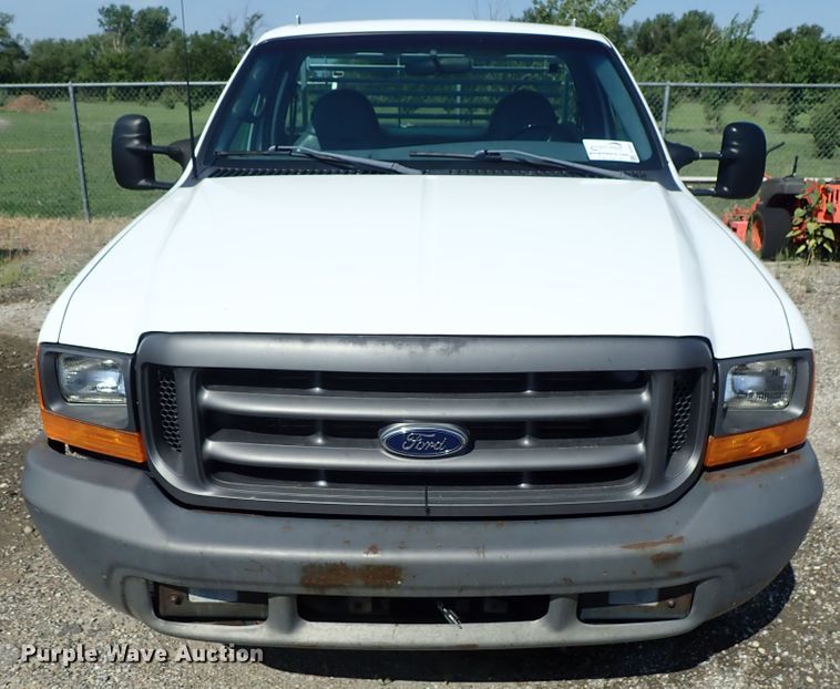 image for item DE0925 1999 Ford F250 Super Duty pickup truck