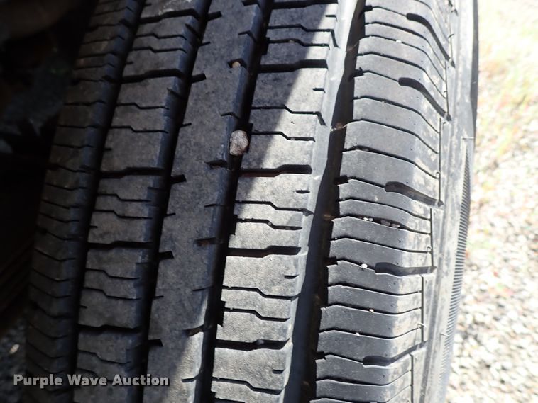 image for item DE0925 1999 Ford F250 Super Duty pickup truck