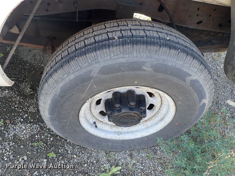 image for item DE0925 1999 Ford F250 Super Duty pickup truck