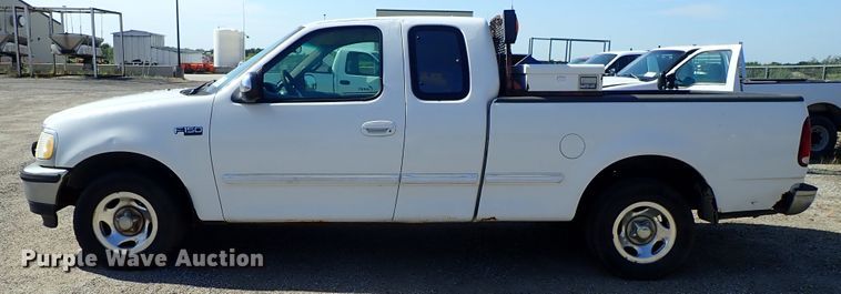 image for item DE0926 1997 Ford F150 SuperCab pickup truck