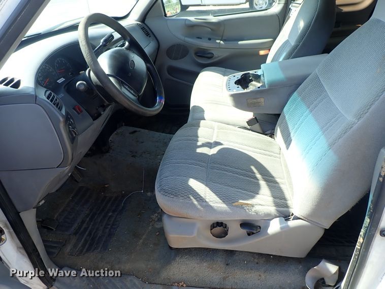 image for item DE0926 1997 Ford F150 SuperCab pickup truck