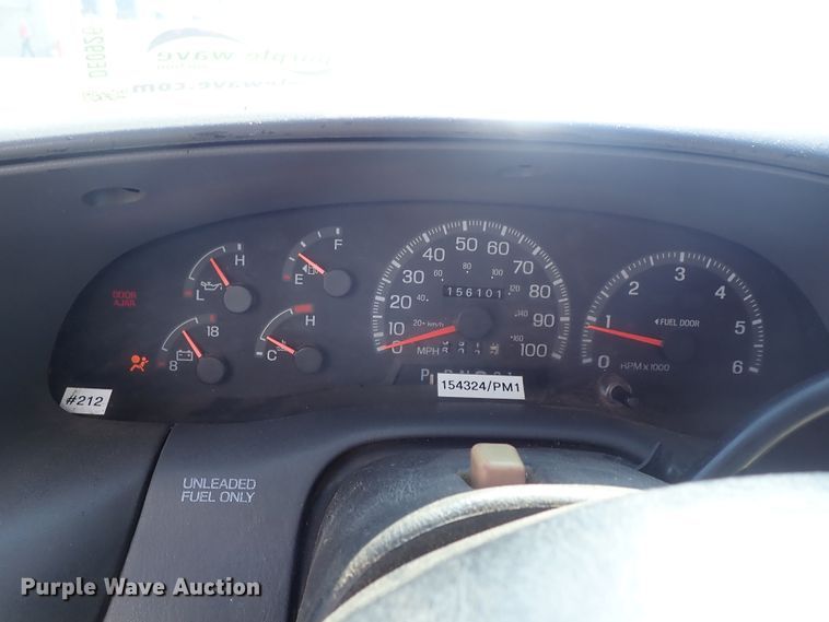 image for item DE0926 1997 Ford F150 SuperCab pickup truck