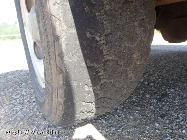 image for item DE0926 1997 Ford F150 SuperCab pickup truck