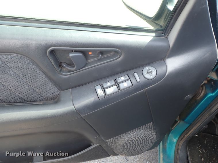 image for item DE0929 1996 Chevrolet Blazer LS SUV