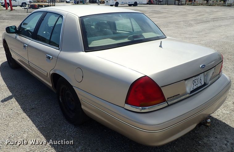 image for item DE0930 1998 Ford Crown Victoria