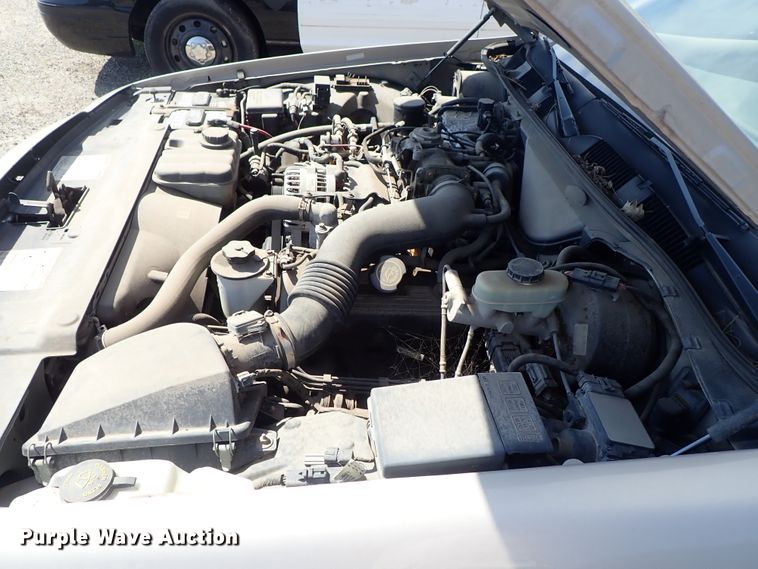 image for item DE0930 1998 Ford Crown Victoria