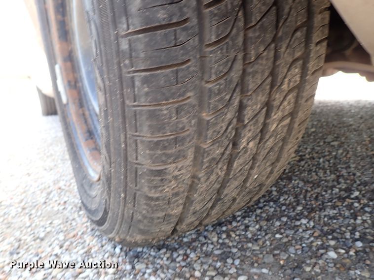 image for item DE0930 1998 Ford Crown Victoria