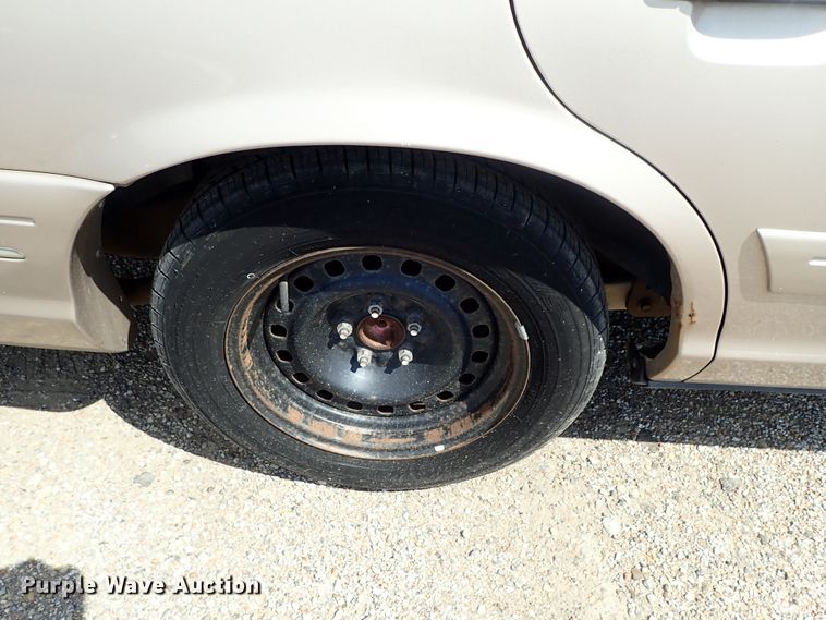 image for item DE0930 1998 Ford Crown Victoria