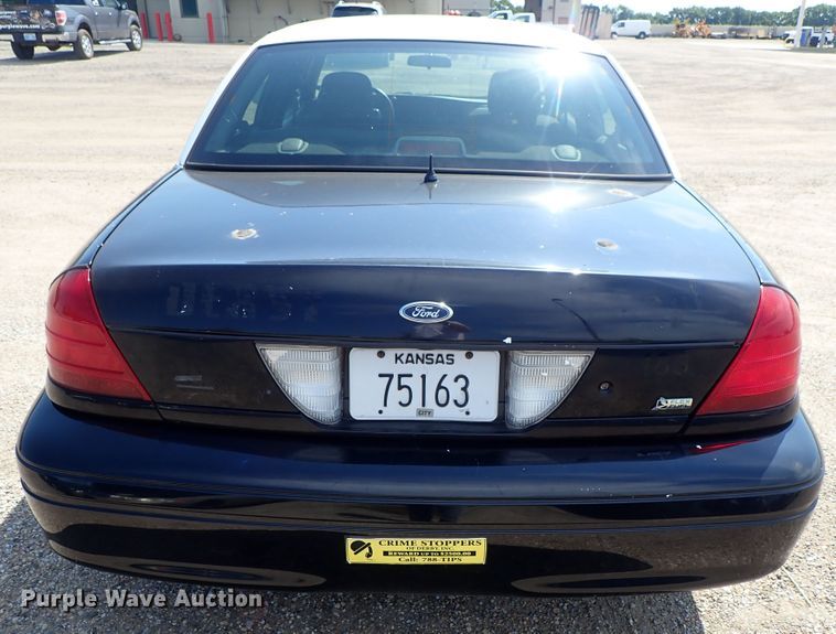 image for item DE0931 2010 Ford Crown Victoria Police Interceptor