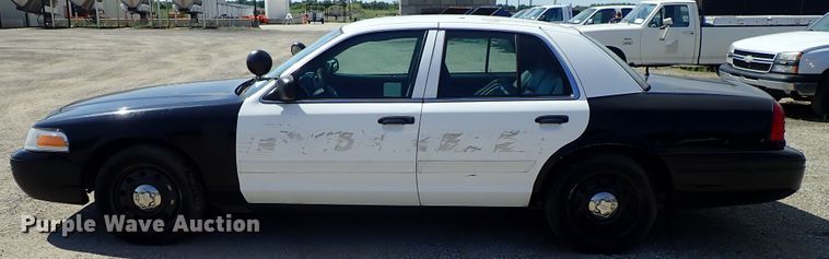 image for item DE0931 2010 Ford Crown Victoria Police Interceptor