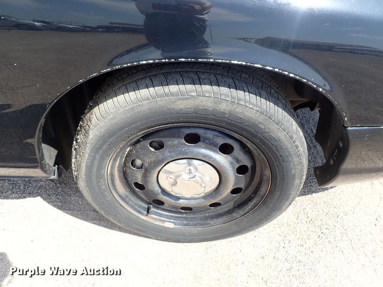 image for item DE0931 2010 Ford Crown Victoria Police Interceptor