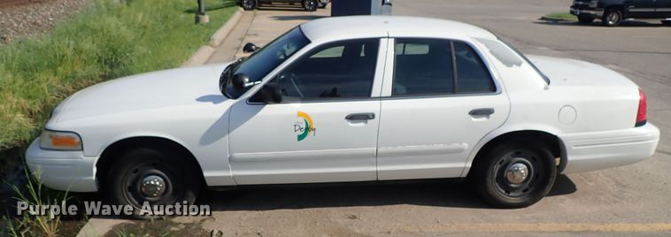 image for item DE5582 2003 Ford Crown Victoria Police Interceptor