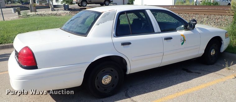 image for item DE5582 2003 Ford Crown Victoria Police Interceptor