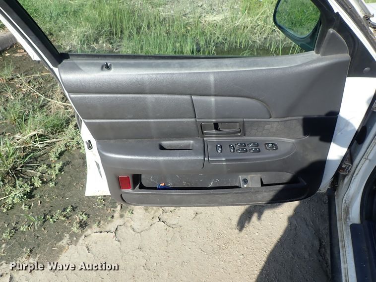 image for item DE5582 2003 Ford Crown Victoria Police Interceptor