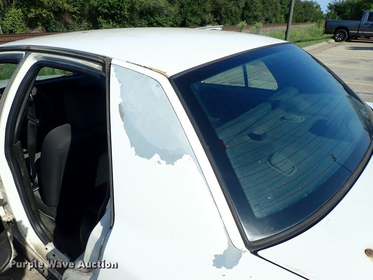 image for item DE5582 2003 Ford Crown Victoria Police Interceptor