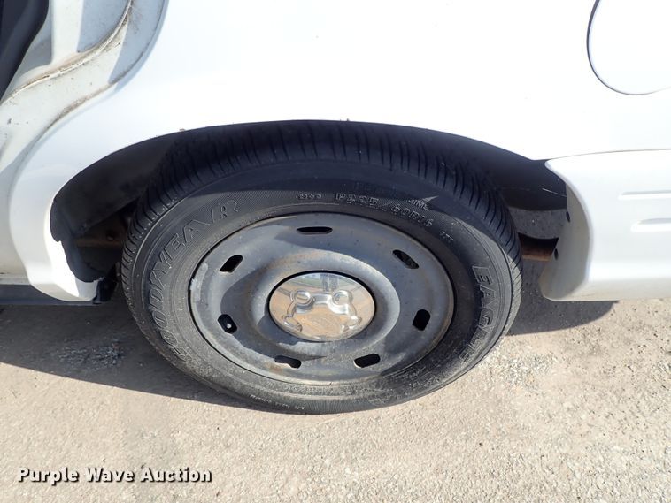 image for item DE5582 2003 Ford Crown Victoria Police Interceptor