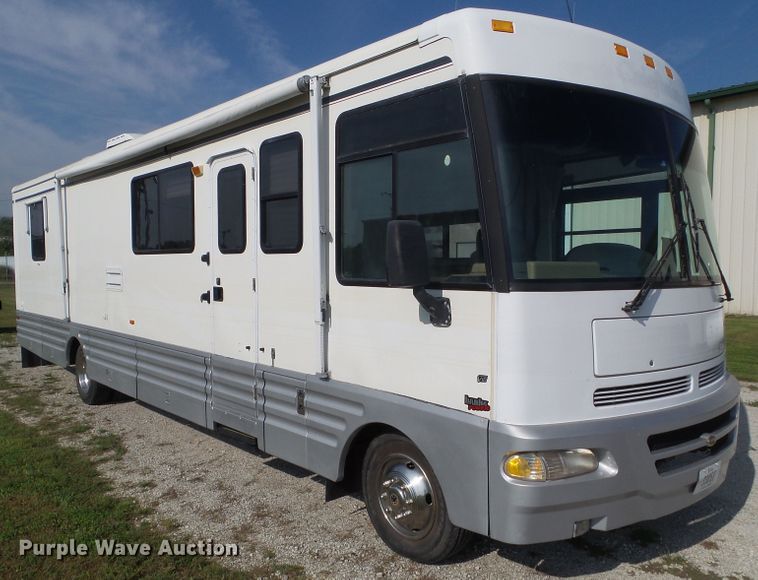 image for item DF0803 1999 Winnebago Chieftain 36WL RV