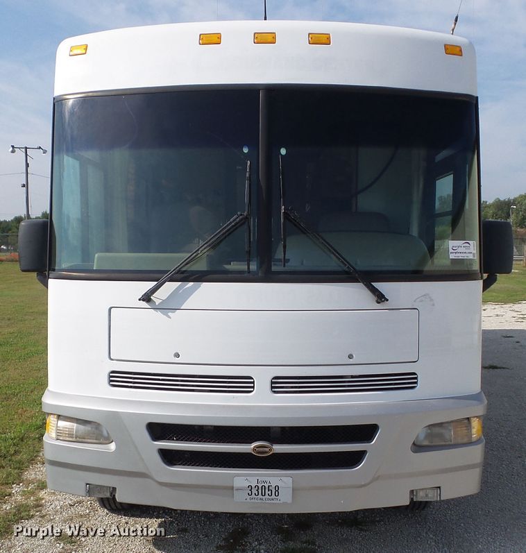 image for item DF0803 1999 Winnebago Chieftain 36WL RV