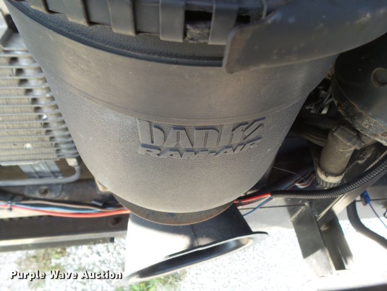 image for item DF0803 1999 Winnebago Chieftain 36WL RV