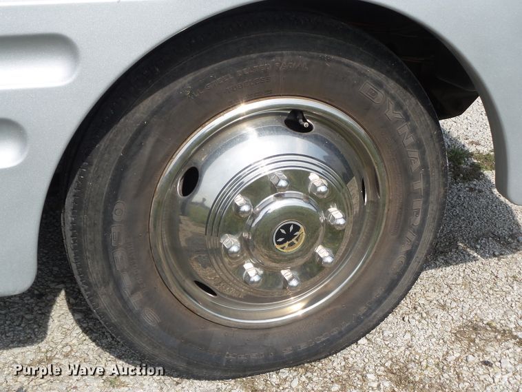 image for item DF0803 1999 Winnebago Chieftain 36WL RV