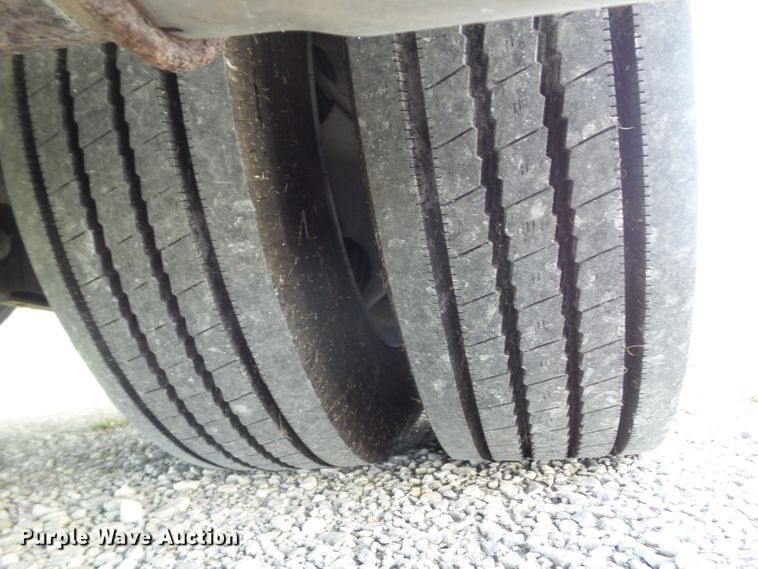 image for item DF0803 1999 Winnebago Chieftain 36WL RV