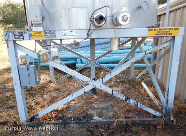 image for item DF2573 Stainless steel heated oil tank