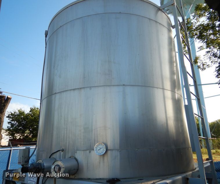 image for item DF2573 Stainless steel heated oil tank