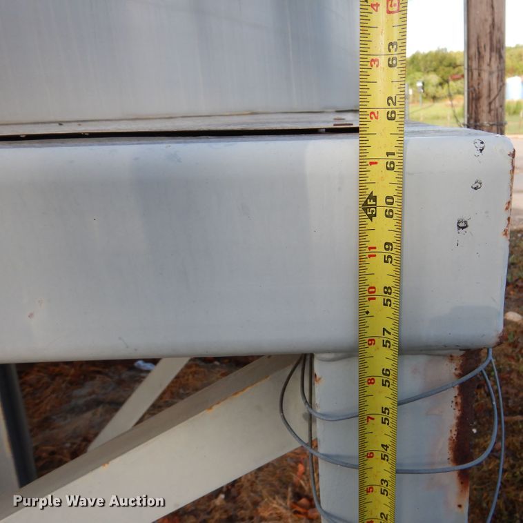 image for item DF2573 Stainless steel heated oil tank