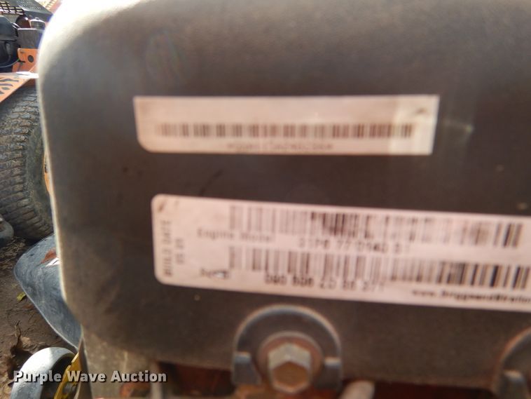 image for item DF2574 John Deere LA115 lawn mower