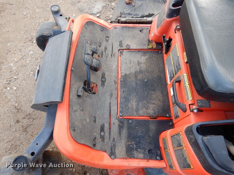 image for item DF2575 Kubota ZD323 ZTR lawn mower