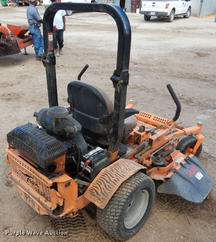 image for item DF2577 Scag Turf Tiger STT52V-27CH ZTR lawn mower