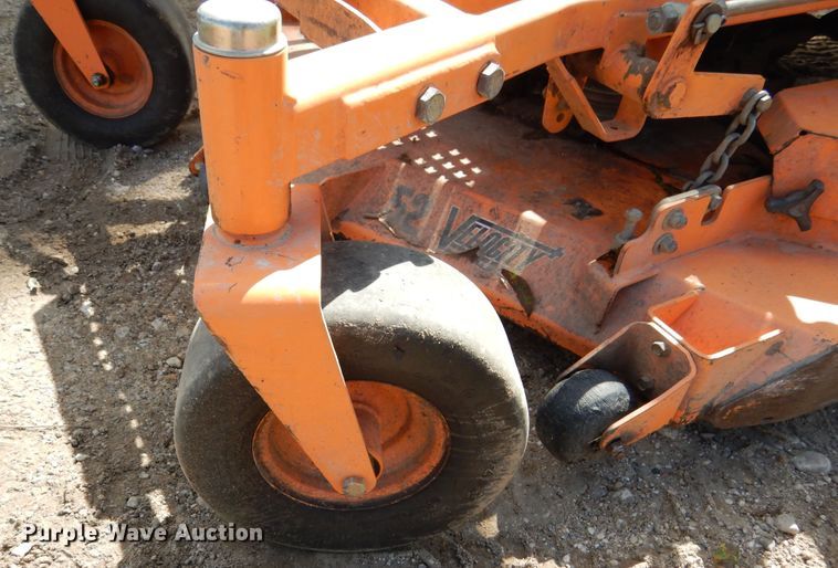 image for item DF2577 Scag Turf Tiger STT52V-27CH ZTR lawn mower