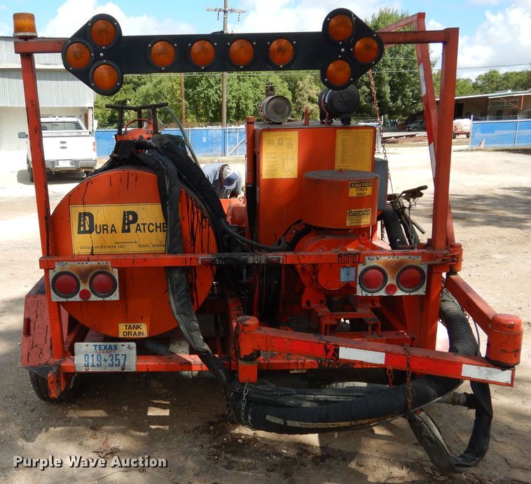 image for item DF2578 1999 Dura Patcher 125DJT spray injection pothole patcher