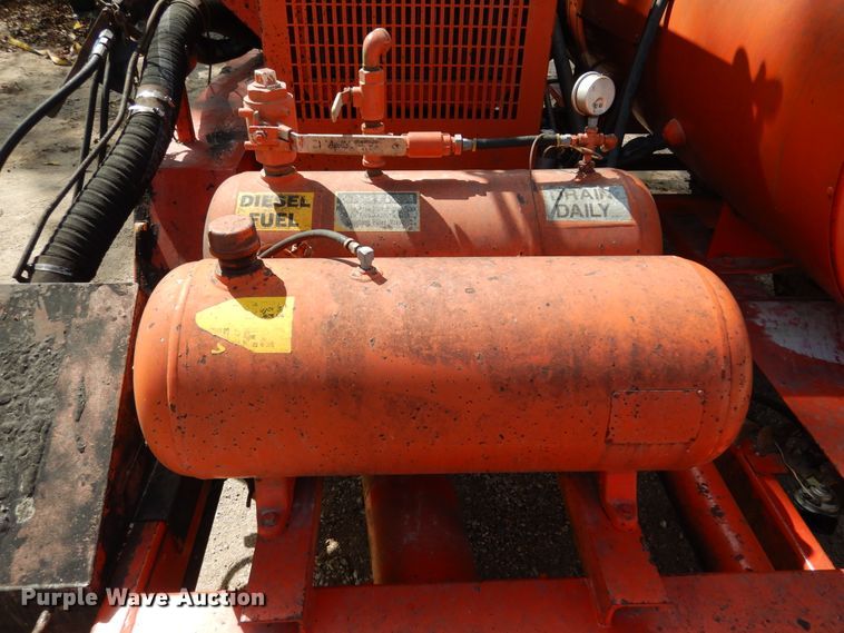 image for item DF2578 1999 Dura Patcher 125DJT spray injection pothole patcher