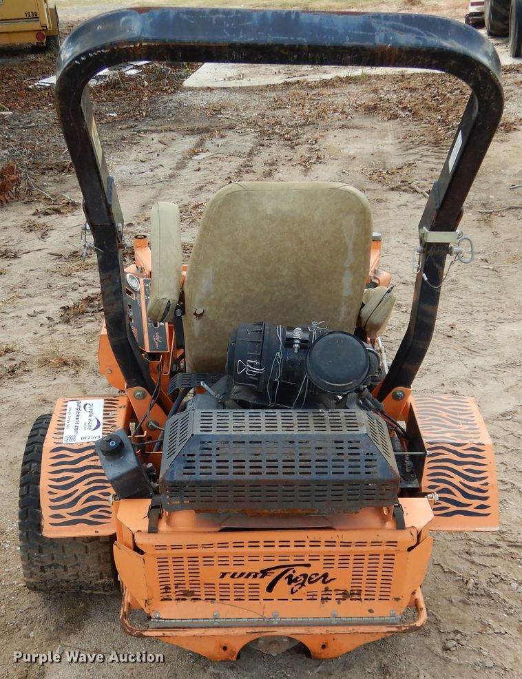 image for item DF2579 Scag STT52V-27CH ZTR lawn mower