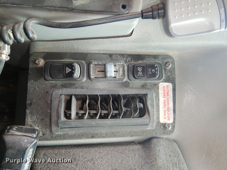 image for item DG4851 2009 Blue Bird Vision school bus