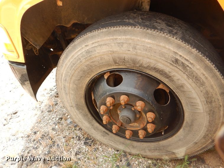 image for item DG4851 2009 Blue Bird Vision school bus